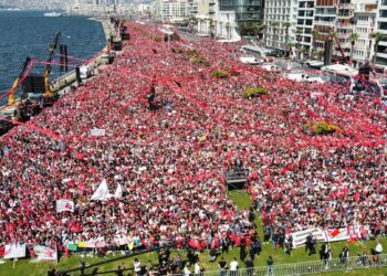 Millet İttifakı İzmir’de: ‘Siz kaybedin diye seçime girdik’