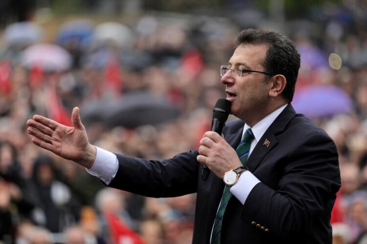 Amasya yağmuru dinlemedi, İmamoğlu’nu dinledi