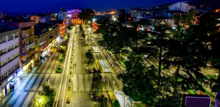 Trabzon’da adaylık yarışı: 4 partide ilk sıra hesabı