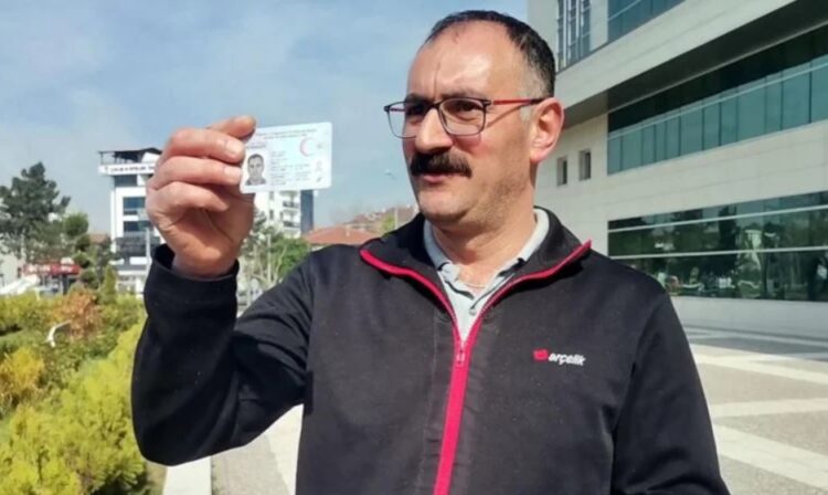 Adının ve soyadının yaygın olması bıktırdı