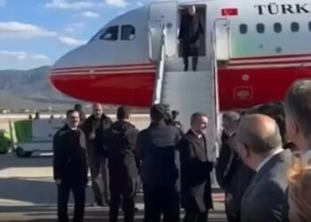Erdoğan’ı karşılama görüntüleri AKP’liler arasında tartışma yarattı