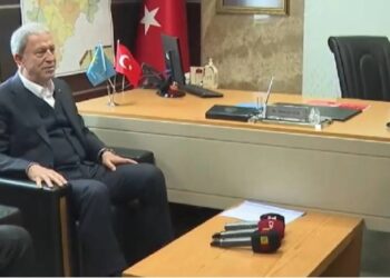 Akar’dan CHP ve İYİ Parti’ye dikkat çeken ziyaret