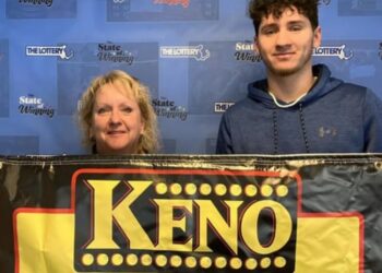 Aynı rakamlarla üç kez oynadılar, üç kez piyango kazandılar