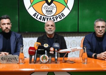 Alanyaspor Ersun Yanal’la yollarını ayırdı