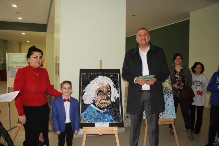 Kartal Belediyesi’nin ‘Atıklardan Tablo Tasarım Yarışması’nda Ödüller Sahiplerini Buldu