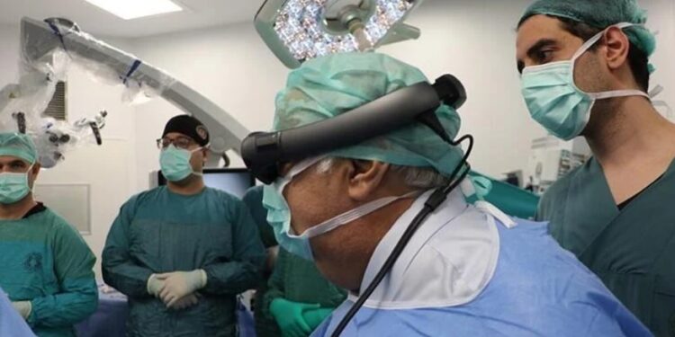 Ankara’da ‘Metaverse’ destekli altıncı beyin ameliyatı yapıldı