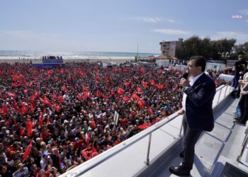 İmamoğlu: Memleketin ‘Her şeyi ben bilirim’ diyen akıldan kurtulması lazım