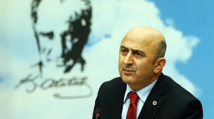 Eminağaoğlu, CHP’den milletvekili adaylığı için başvurdu
