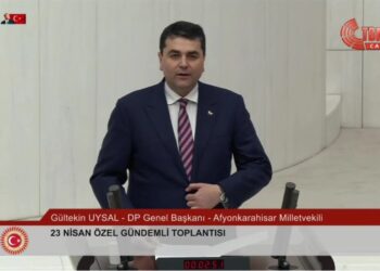 Gültekin Uysal: Bugün yeniden ‘söz milletin’ denen gündür