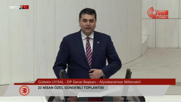 Gültekin Uysal: Bugün yeniden ‘söz milletin’ denen gündür
