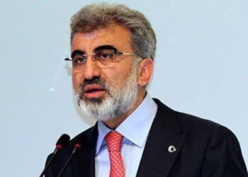 AKP’li Taner Yıldız hastaneye kaldırıldı