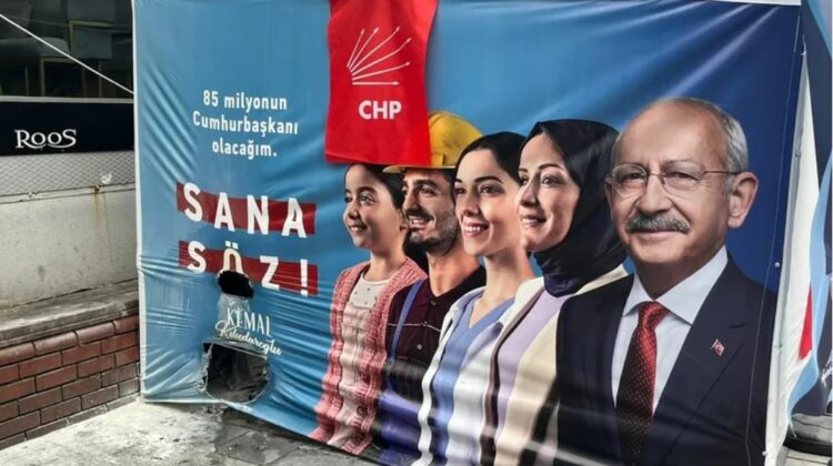 Ortaköy’de CHP’nin seçim çadırına saldırı