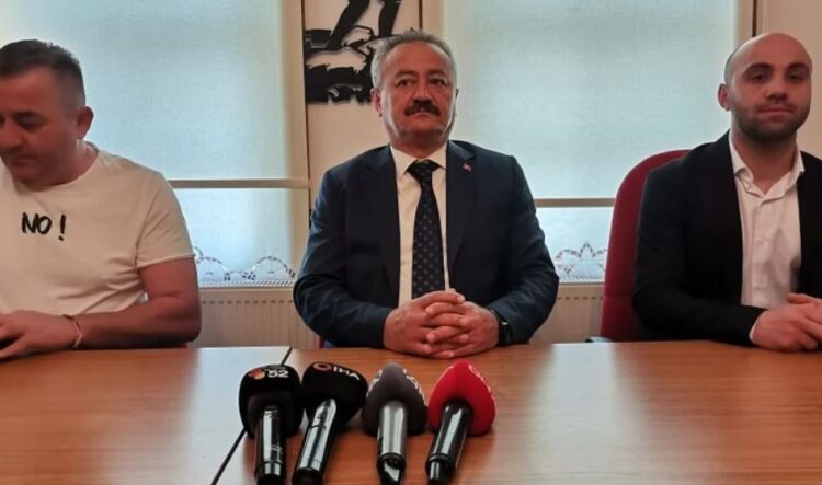 ‘İnce’ye hakkımızı helal etmiyoruz’ deyip istifa ettiler