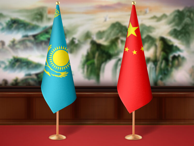 Xi, Çin-Orta Asya Zirvesi için Çin’e giden Tokayev ile görüştü