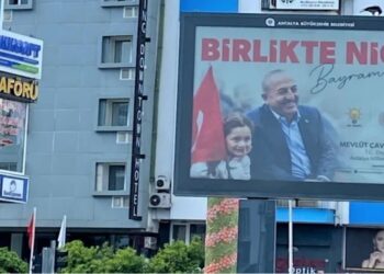 Çavuşoğlu’nun seçim afişi için toplatma kararı
