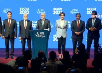 Kılıçdaroğlu: “Seçim balkonda kazanılmaz”