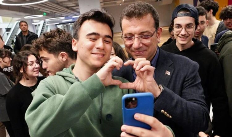 İmamoğlu’ndan gençlere ‘firesiz oy kullanın’ çağrısı