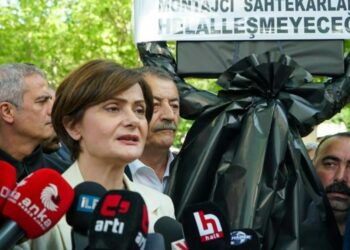 AK Parti’ye siyah çelenk: Helalleşmeyeceğiz, hesaplaşacağız