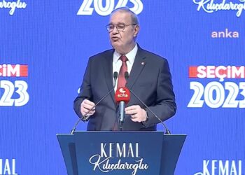 Öztrak: ‘Şu an itibari ile her iki kişiden birinin oyunu almış görünüyoruz’