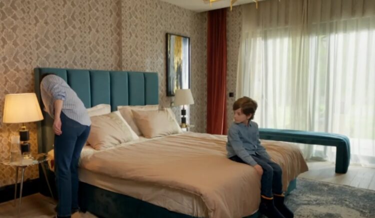 ‘Aile’ dizisindeki ‘ampul’ sahnesi sosyal medyada gündem oldu