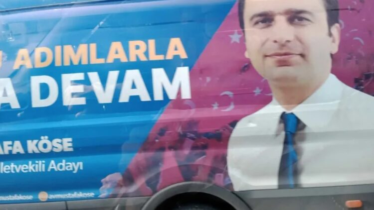 Antalya’da AK Parti adayının Türk bayraklı seçim görseli kaldırıldı