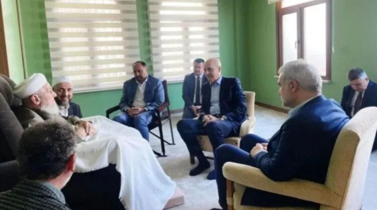 Numan Kurtulmuş’tan İsmailağa Cemaati’ne ziyaret