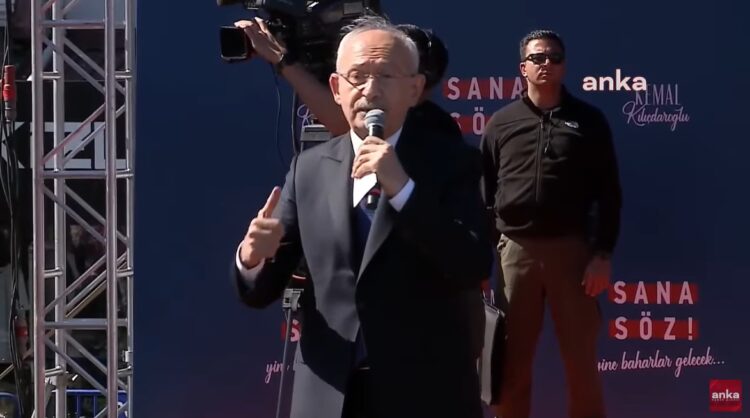 Kılıçdaroğlu: Bayrağımız ve vatanımız için gözümüzü kırpmadan ölüme gideriz