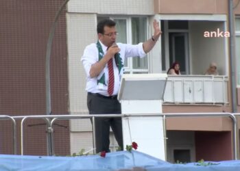 İmamoğlu Konya’da: “Bana taş atılmadı, millete, demokrasiye taş atıldı”