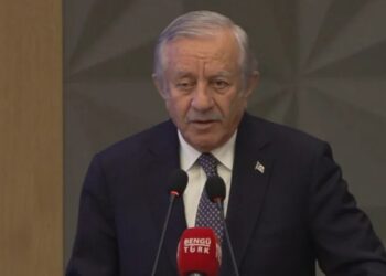 MHP’li Adan: HDP’yi kapatmayan Anayasa Mahkemesi’nin kapatılmasını istiyoruz