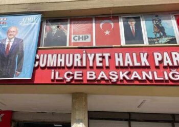 Giresun’da CHP binasına saldırı!