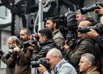 Gazetecilerden tüm partilere ‘medya reformu’ çağrısı