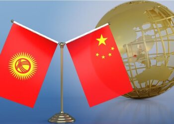 Xi, Kırgızistan Cumhurbaşkanı ile görüştü