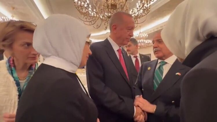 Pakistan Başbakanı’nın Erdoğan’a hediyesi sosyal medyada gündem oldu
