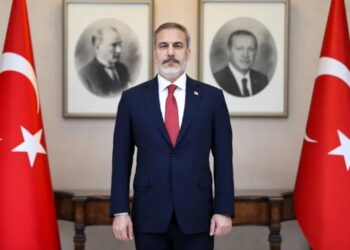 Hakan Fidan’dan yeni makamında ilk fotoğraf