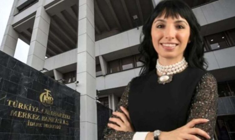 TCMB’de devir teslim: Hafize Gaye Erkan görevine başladı