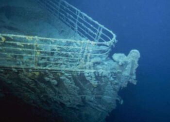 Titanik’in okyanus dibindeki batığını ziyaret etmek neden riskli?