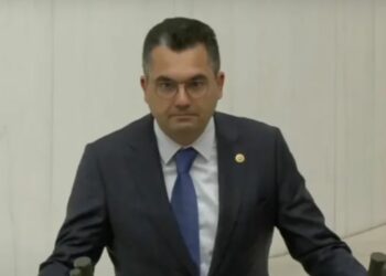DEVA Milletvekili Burak Dalgın Chat GPT ile soru önergesi hazırladı