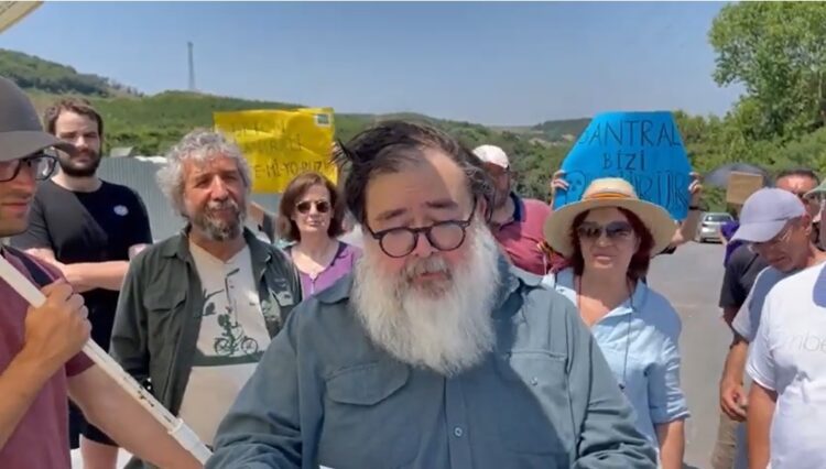 Uskumruköylüler, beton santralini protesto için 3. kez bir araya geldi