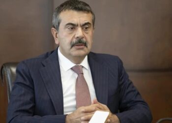 Bakanın ‘kız okulları’ çıkışına CHP’li Günaydın’dan verilerle yanıt