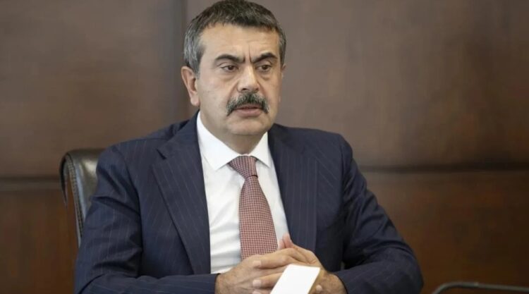 Bakanın ‘kız okulları’ çıkışına CHP’li Günaydın’dan verilerle yanıt