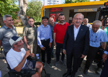 Kılıçdaroğlu’ndan taksicilere ziyaret