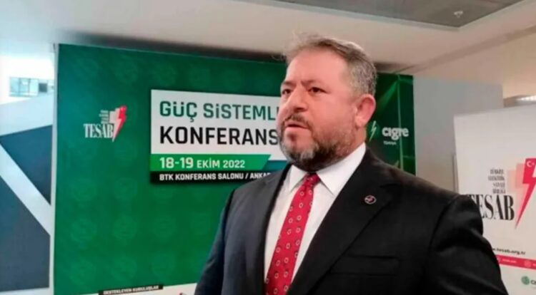 Yolsuzluk iddialarıyla gündeme gelen Elektrik Üretim A.Ş Genel Müdürü istifa etti