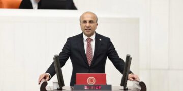 CHP’li Aşkın Genç: İktidar çiftçiyi yarı yolda bıraktı