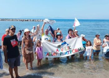 ‘Sahiller Halkındır’ hareketi yaygınlaşıyor