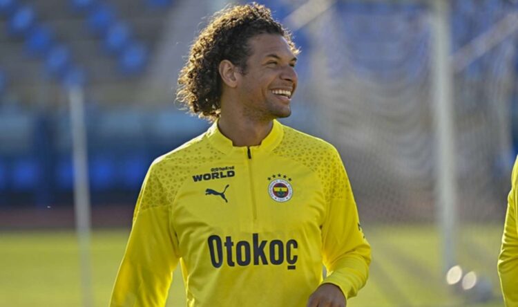 Fenerbahçe’den ayrılan Willian Arao yeni takımına imzayı attı
