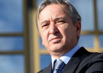 Erdoğan’ın eski metin yazarı: ‘Para, makam, şöhret kimilerini değiştirdi…’