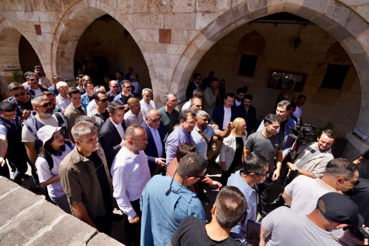 İmamoğlu: Yolunuz, yolumuz açık olsun