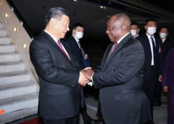 Xi, BRICS Zirvesi ve resmi temaslarda bulunmak için Güney Afrika’ya gitti