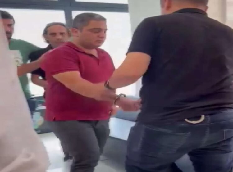 Sahte İBB belgesi düzenleyip, taksi plakası sattılar!