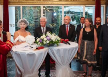 Faruk Bildirici ile Semra Topçu evlendi